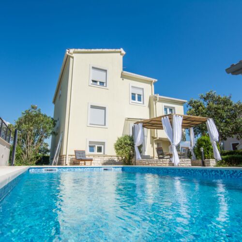 House Moonstone Zadar  4