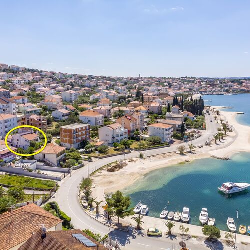 Apartment Dory Okrug Gornji