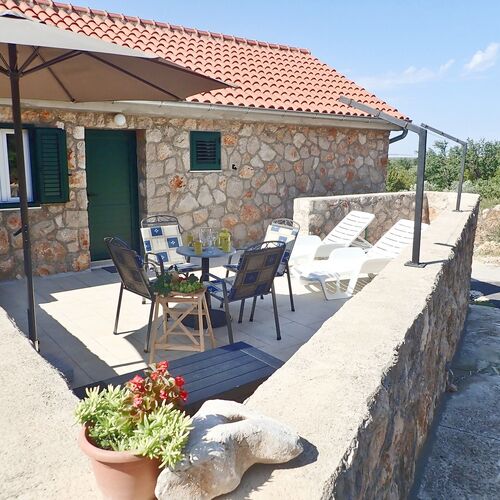 Apartment Mareta Seline