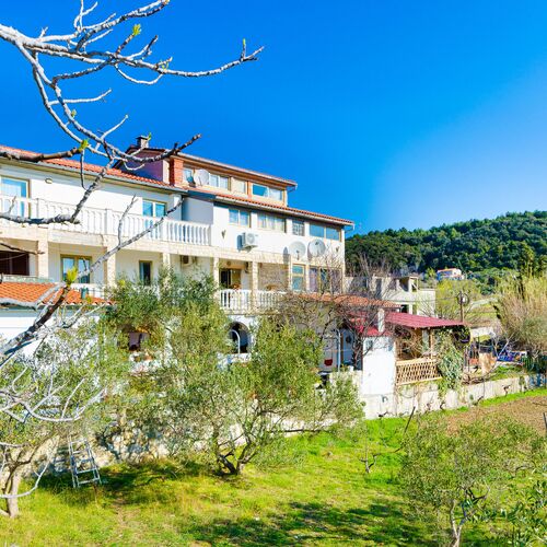 Apartments Željka Palit  2