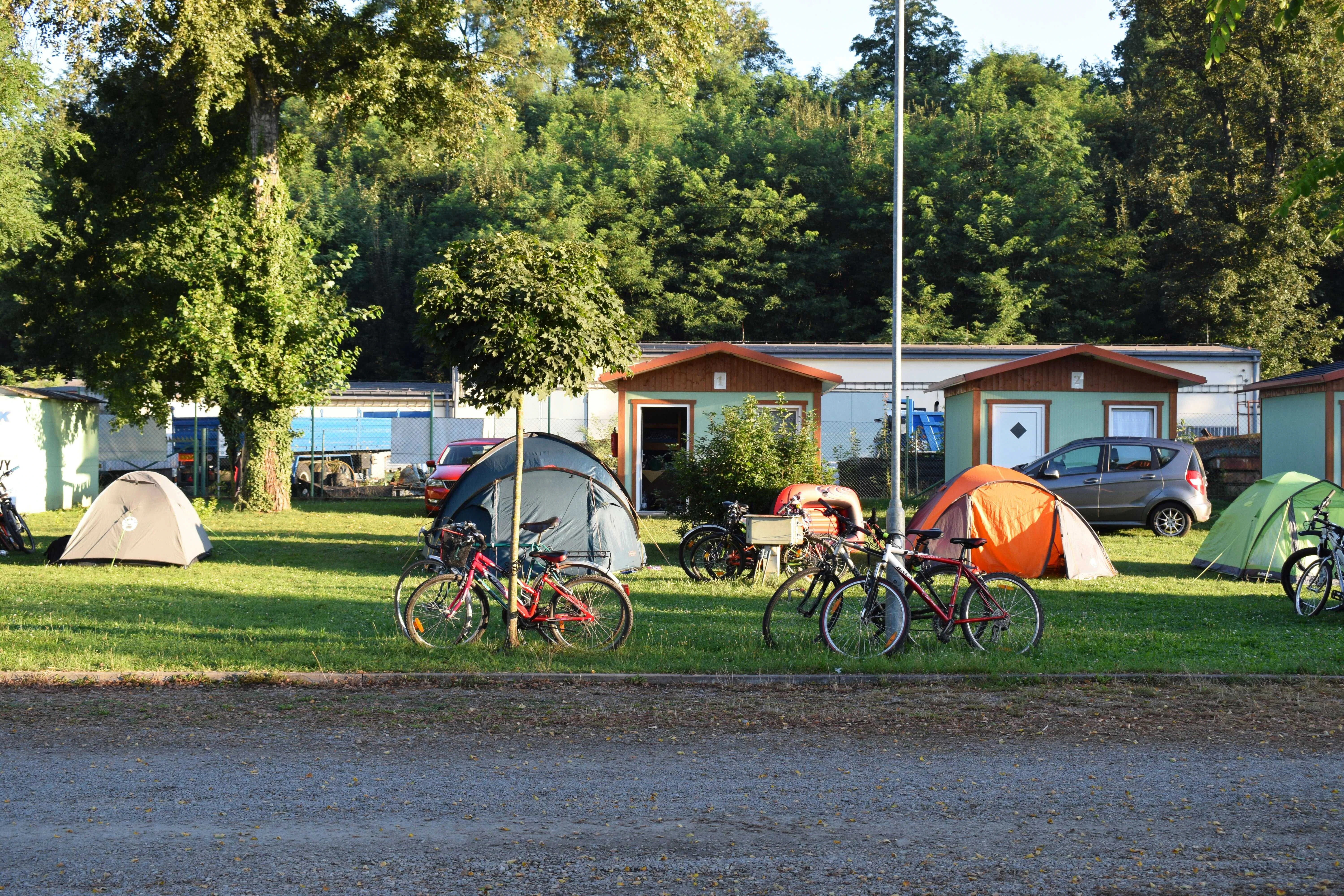Marina - Lodě a Karavany Týnec nad Labem
