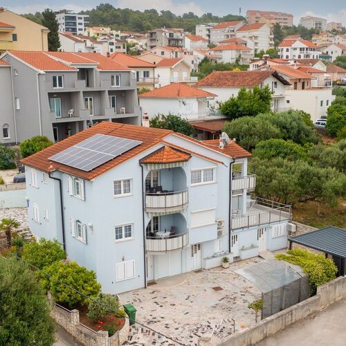 Apartments Delight Okrug Gornji  4