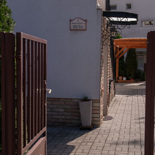 Kügi Apartman Balatonalmádi  2
