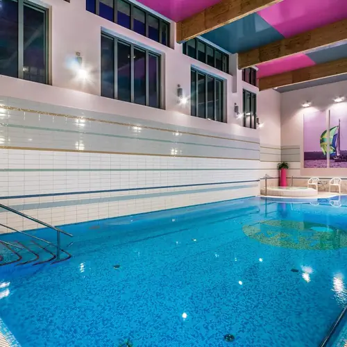 Basen w Hotelu***NAT Świnoujście