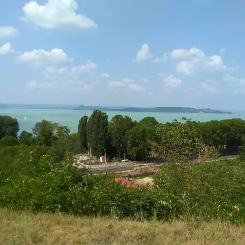 NAPFÉNY Apartmanok Balatonföldvár 005 kép