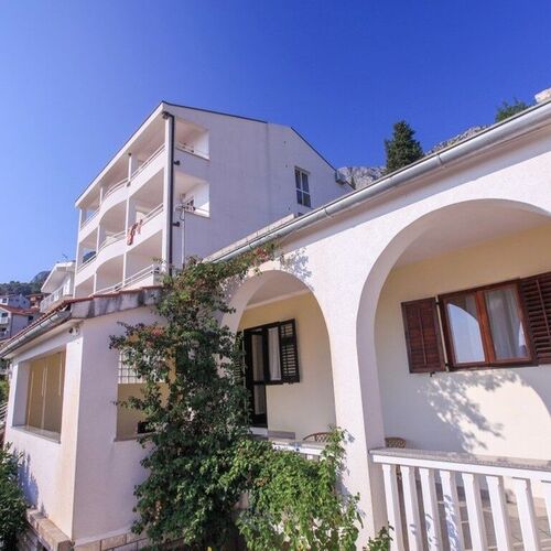 Apartments Damjan Brist  2
