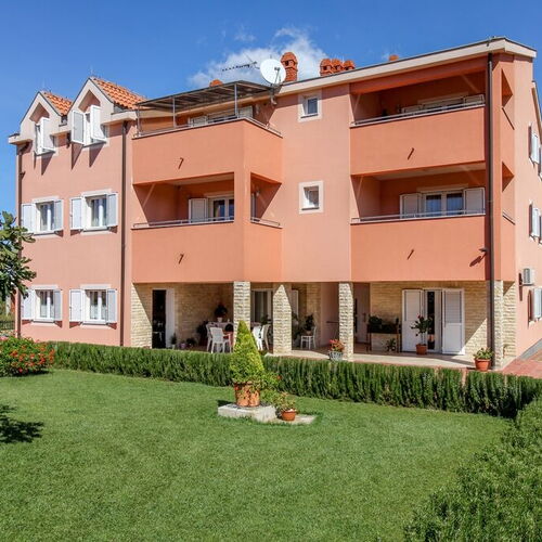 Apartmanok Családok Részére Medencével Nevidane, Pasman - 18054 Neviđane  2