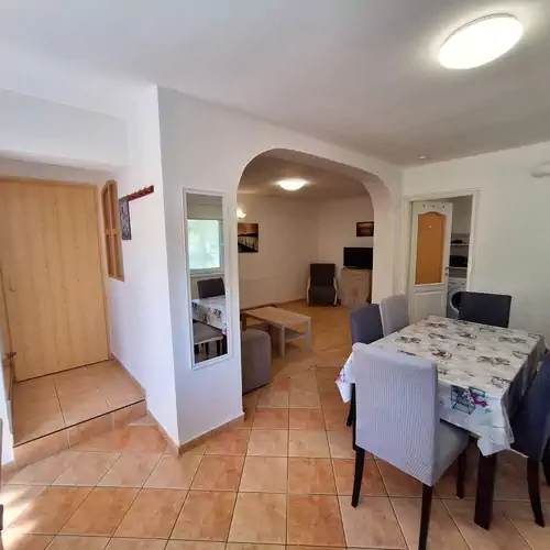 Ambrus Apartman Balatonalmádi 010 kép