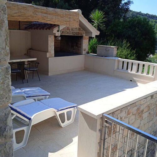 House CVITINA Postira  4