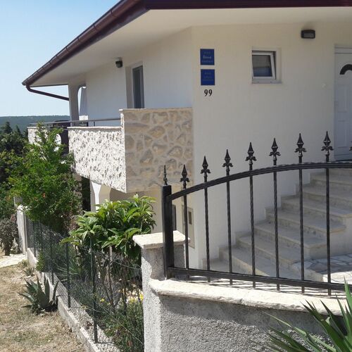 Aparmani Stela Gornji Karin  2