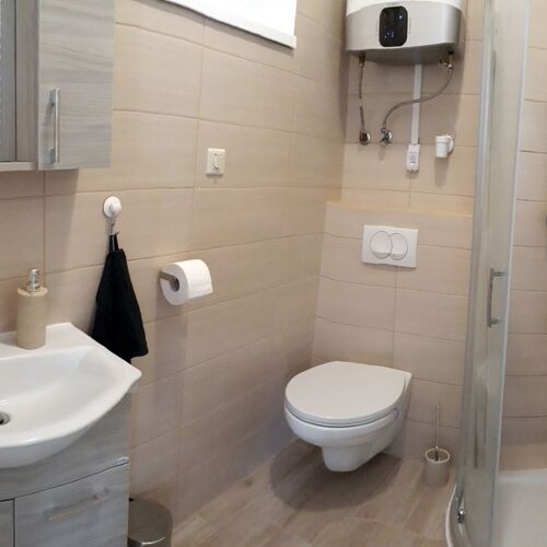 B4 Apartman Balatonboglár  4
