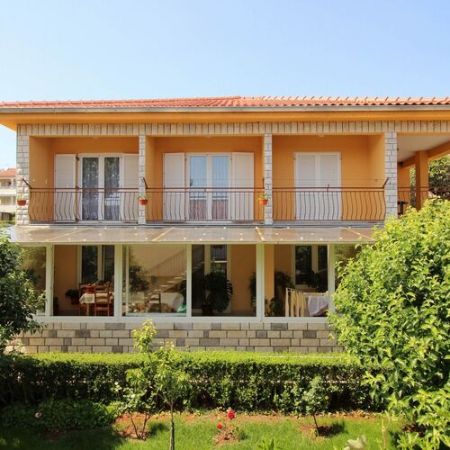 Apartmani Nevenka Čižići  4