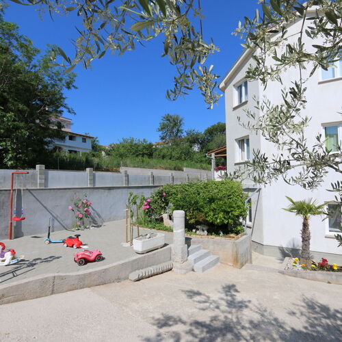 Apartments Mrakovcic Šilo  2