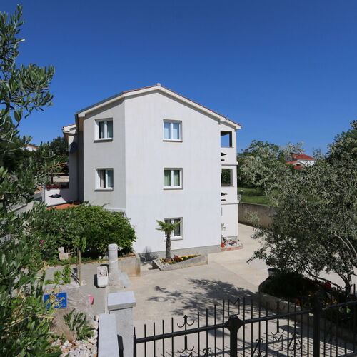 Apartments Mrakovcic Šilo  4