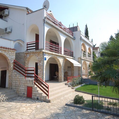 Apartments Presecan Malinska Krk  4