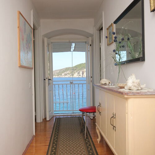 Apartmanok A Tenger Mellett Komiza, Vis - 9703 Komiža  3