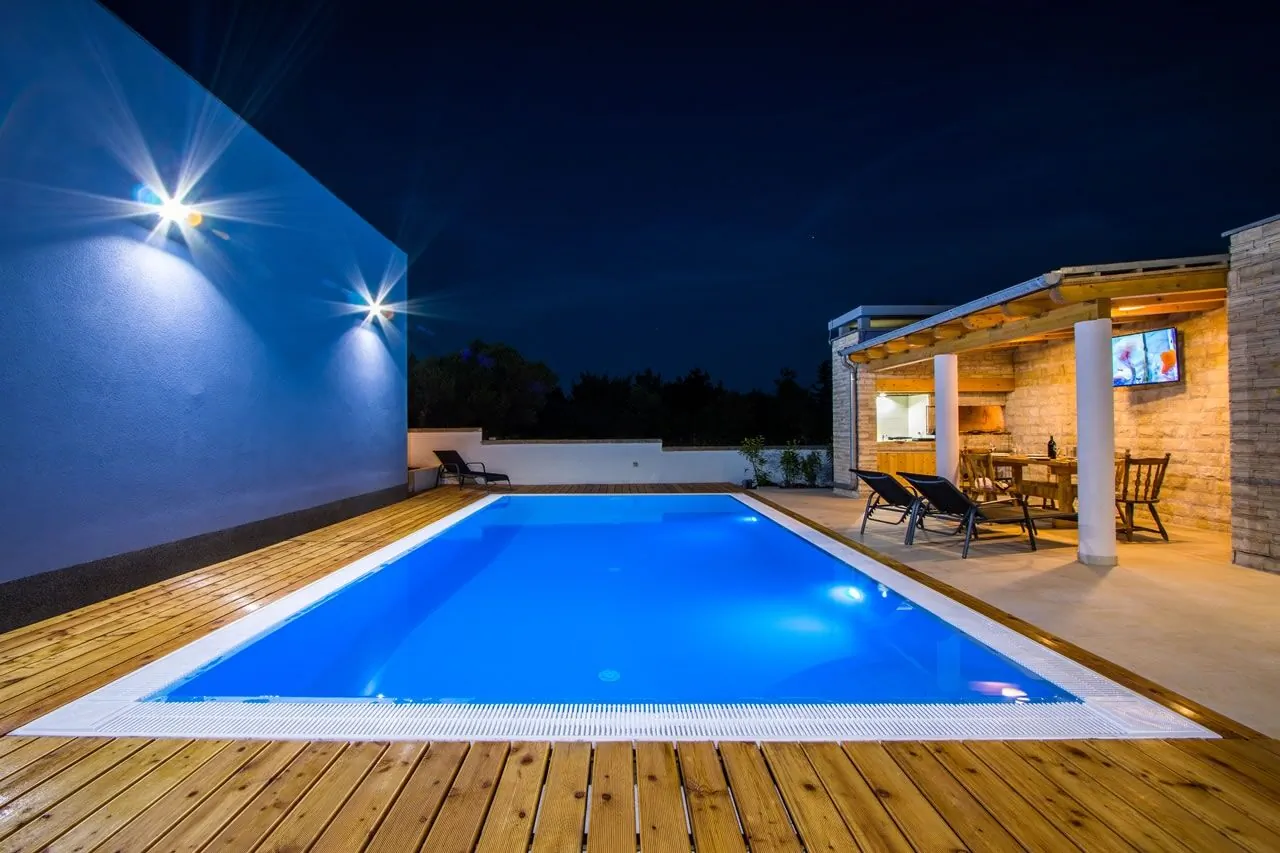 Family-friendly Apartments With Swimming Pool Verunić, Dugi Otok - 14286 Verunić