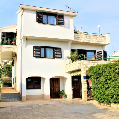 Apartmanok Parkolóhellyel Primosten - 15499 Primošten  2