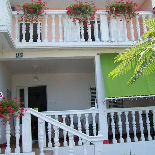 Apartmanok A Tenger Mellett Kampor, Rab - 17396 Kampor  2