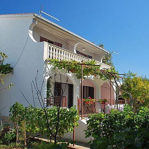 Apartmanok Parkolóhellyel Rogoznica - 17907  2