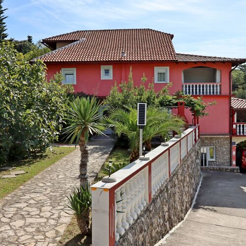 Apartmanok Parkolóhellyel Lopar Rab - 18001