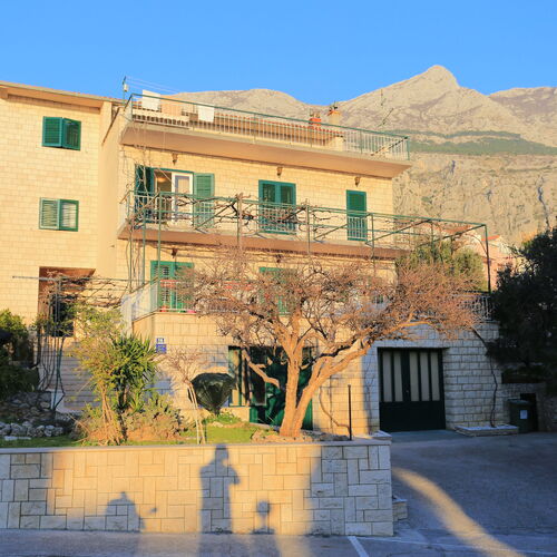 Apartmanok és Szobák Parkolóhellyel Makarska - 18028  2