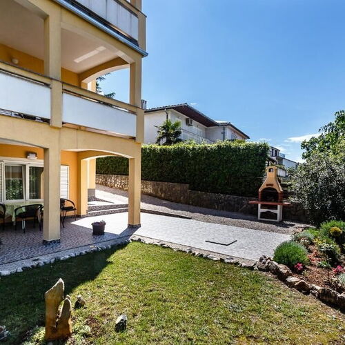 Apartmanok és Szobák Parkolóhellyel Malinska, Krk - 18193 Malinska  2