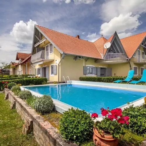 Familia 1 Apartman Balatonmáriafürdő 002 kép