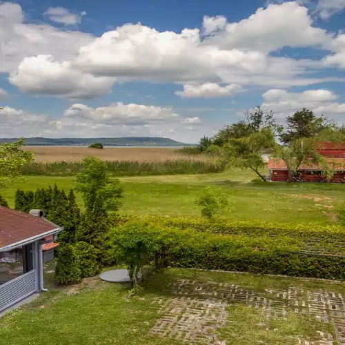 Familia 2 Apartman Balatonmáriafürdő 005 kép