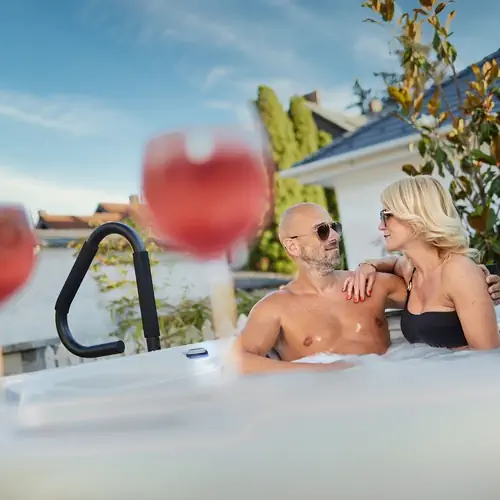 The Doors Boutique Apartments jakuzzi