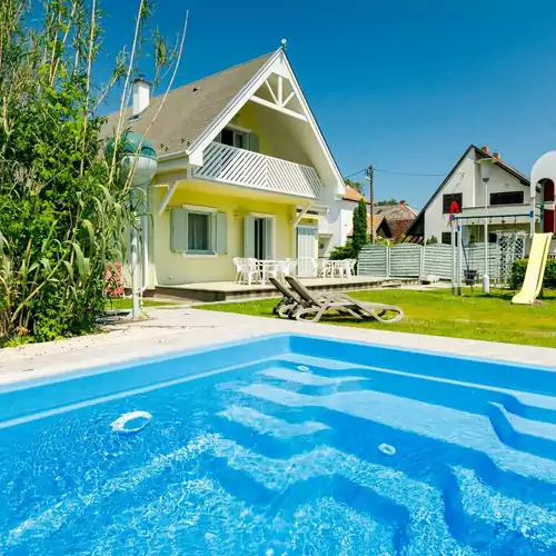 Hervai Villa Balatonmáriafürdő 003 kép