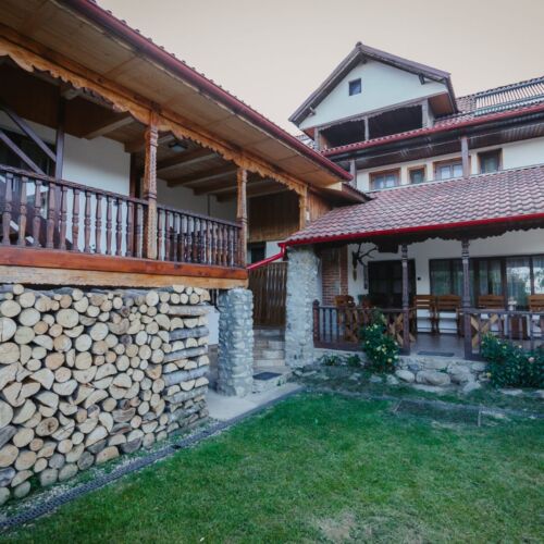 AgroPensiunea Plaiul Castanilor Tismana