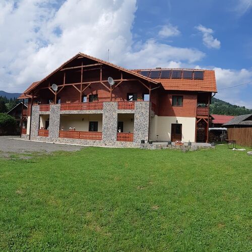 Pensiunea Roua Călimanilor Colibița