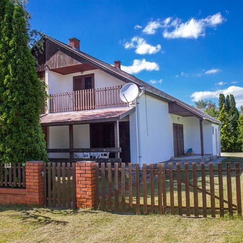 Bly Nyaral Balatonmriafrd 