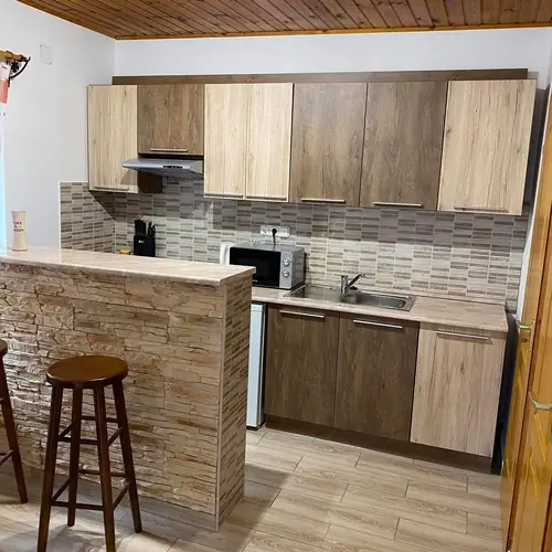 Konyha r&eacute;sz b&aacute;rpulttal! 