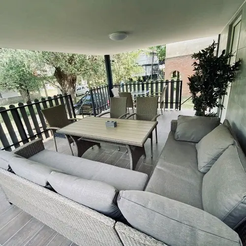 Als&oacute; nagy 10-12 fős terasz