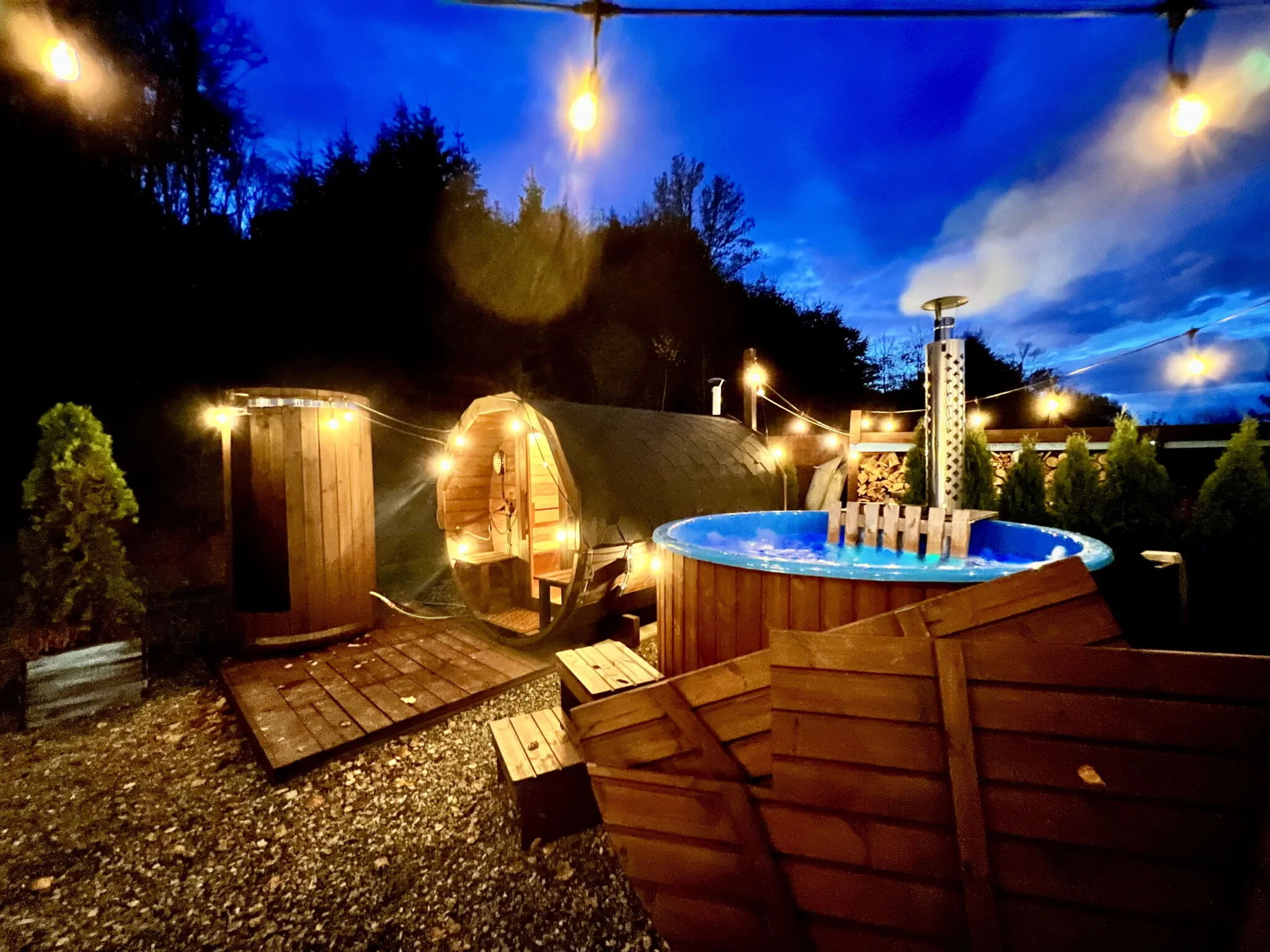 Bieszczadzka Osada Stanowisko domy z saunami i jacuzzi 