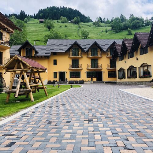 Pensiunea Roua Dimineții Moieciu de Sus