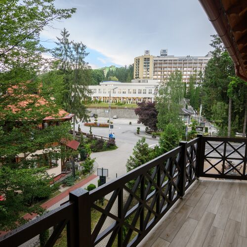 Balcon vedere spre lac