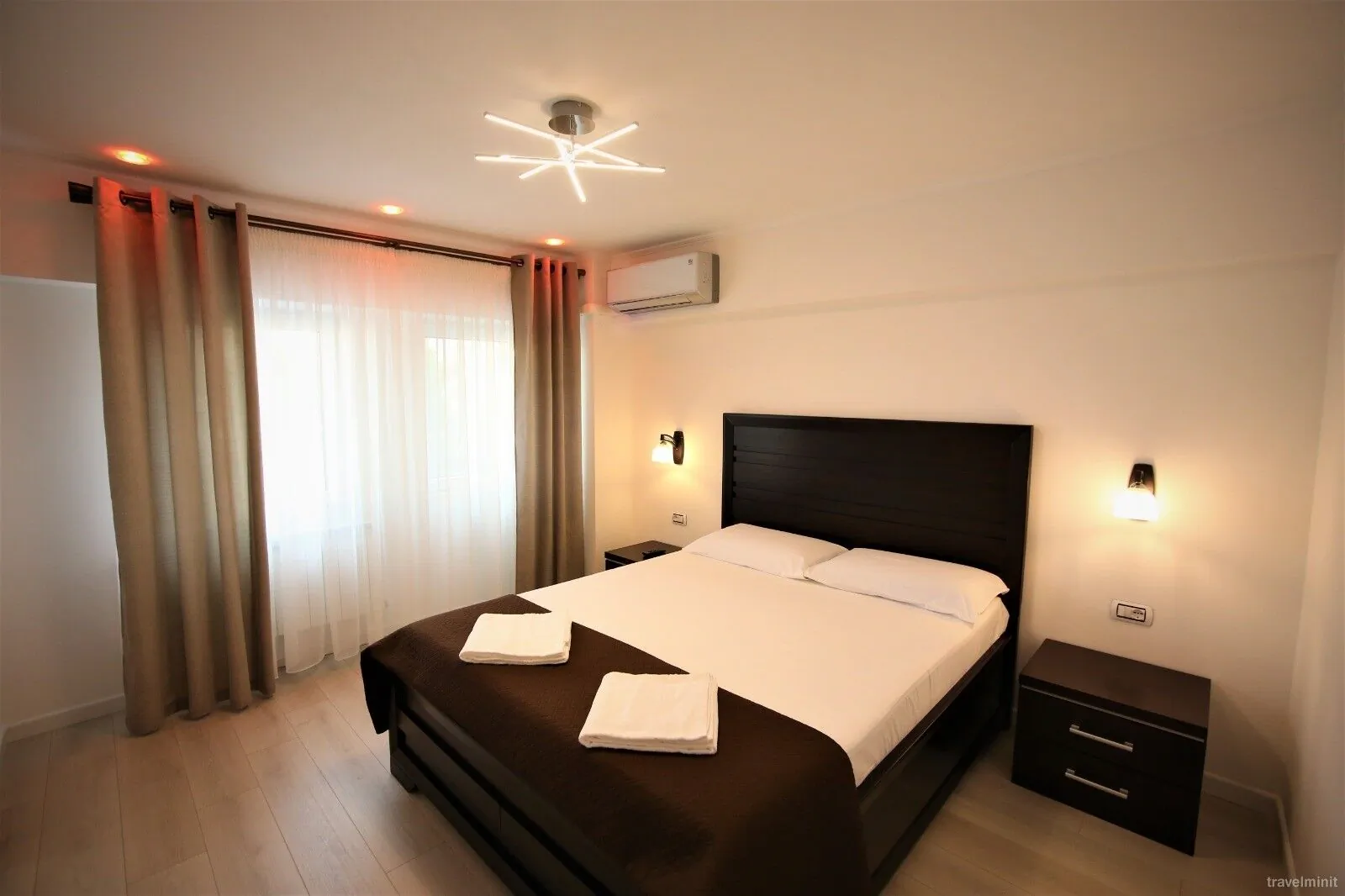 Garsoniera Sara Târgu Jiu