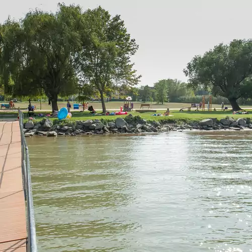 Berkes Apartman Balatonmáriafürdő 008 kép