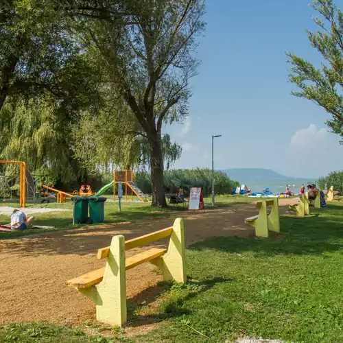Gorzó Nyaraló Balatonmáriafürdő 006 kép
