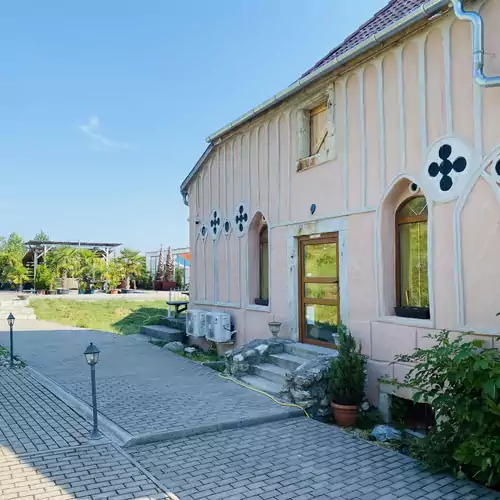 Chateau Vincze Villa Sátoraljaújhely 037 kép