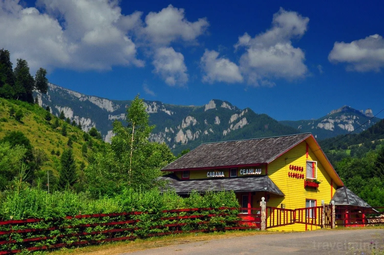 Cabana Ceahlău Izvoru Muntelui