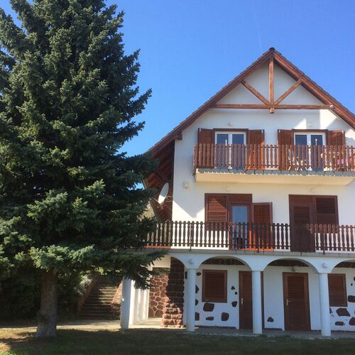 pARTvonal Apartmanház Balatongyörök  2