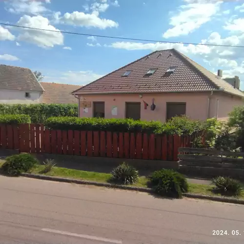 Vár-Liget Vendégház Kisnána 068 kép