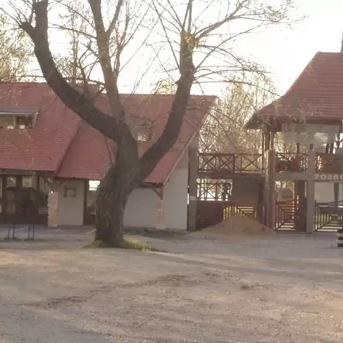 Molni Apartman Balatonfűzfő 009 kép