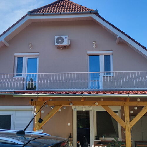 Léna Apartman Balatonlelle  2