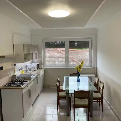 Cukrászda Apartman Balatonmáriafürdő 002 kép
