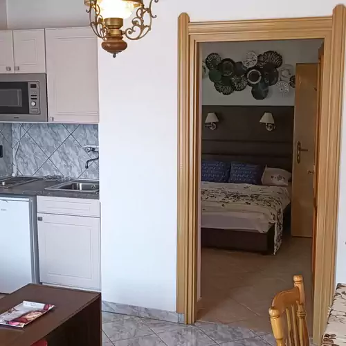 Rózsa Apartmanok Zalakaro 003 kép